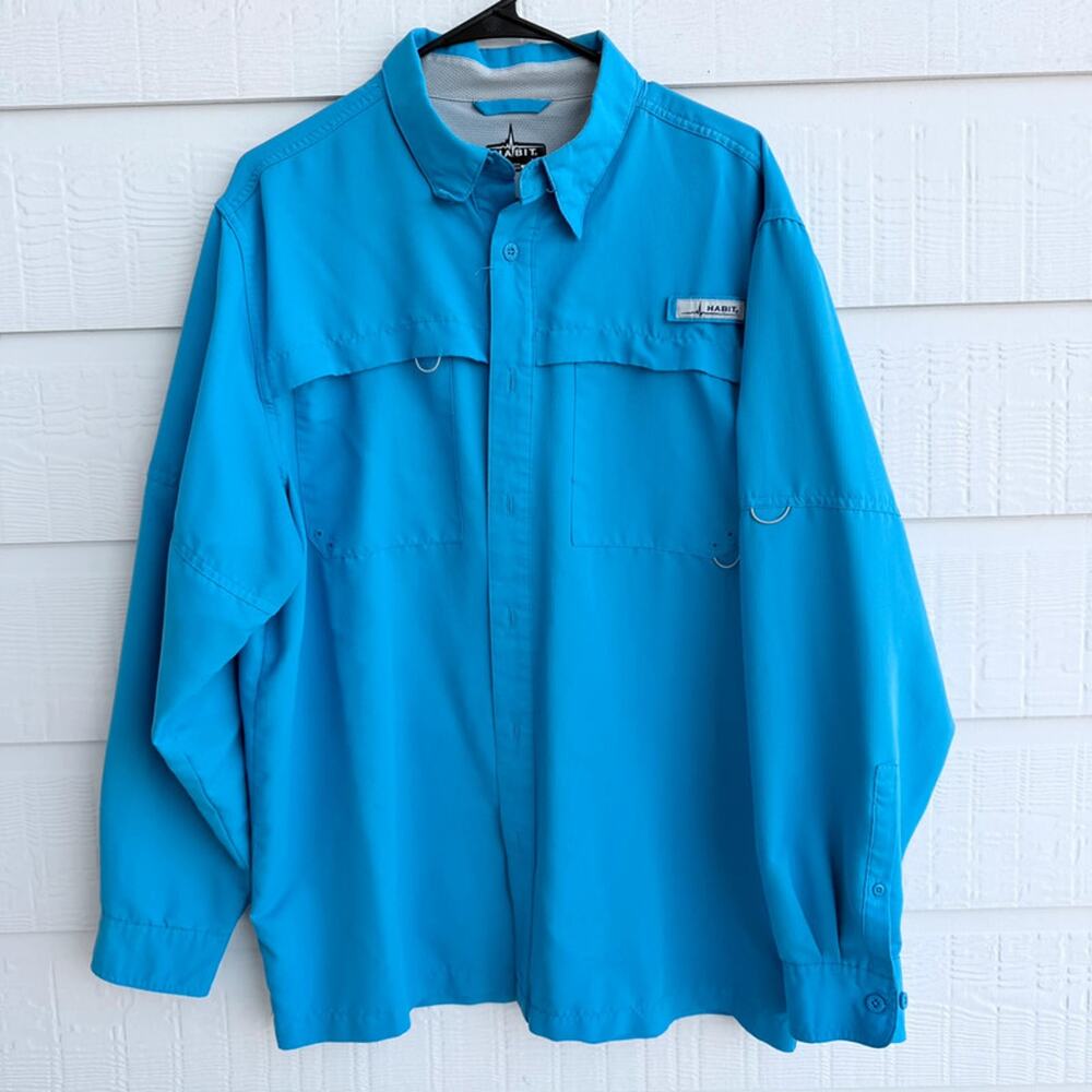 Habit fishing  blue button up LG